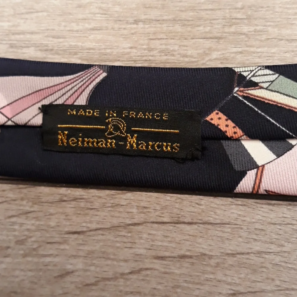 Hermes Authentic Scarf Abstract Silk Tie RARE Vtg‎